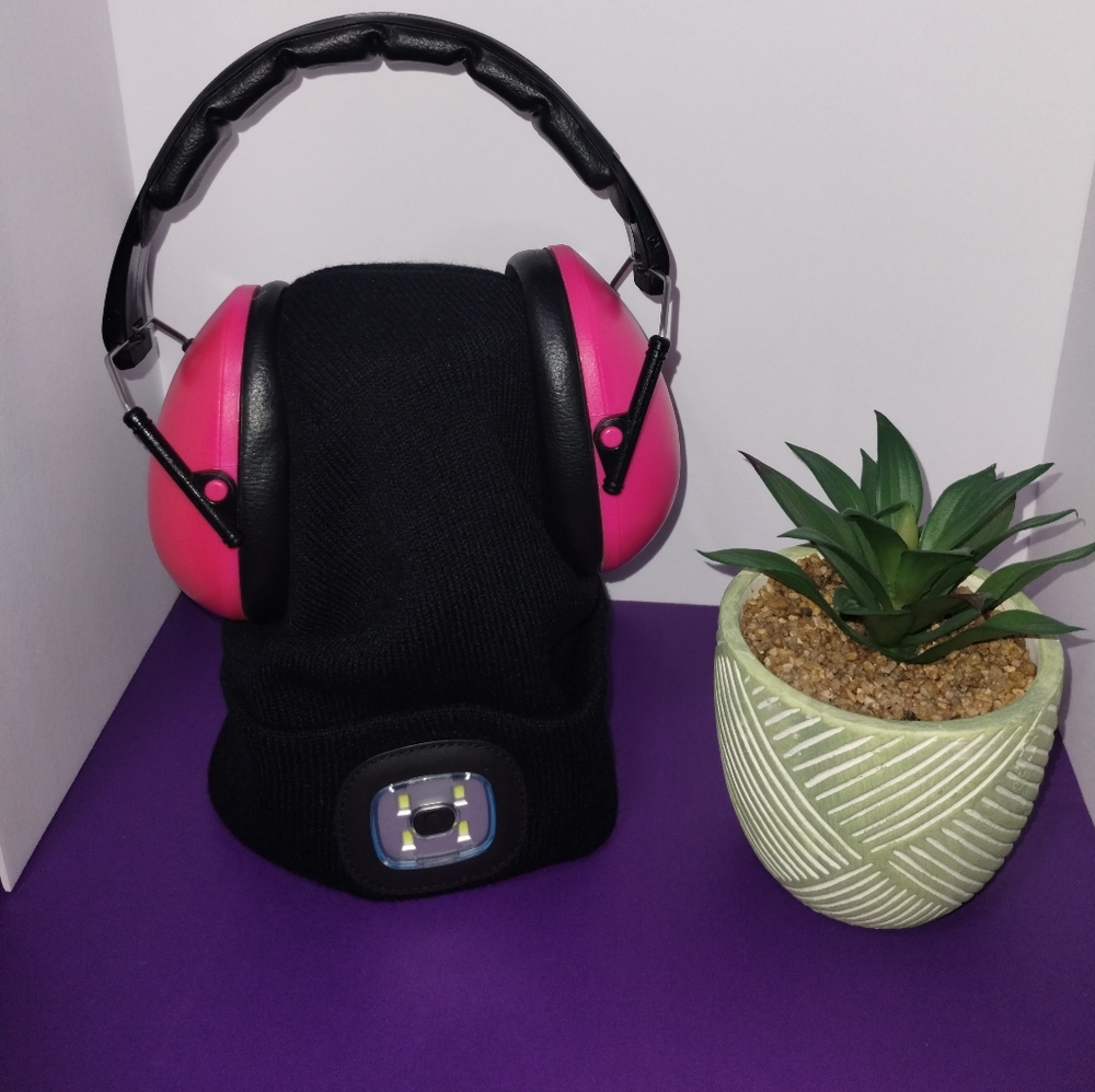 ems Kids Pink Noise-Cancelling Headphones